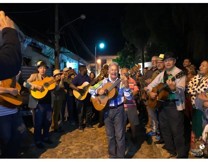 Serenata nas ruas de Conservatória